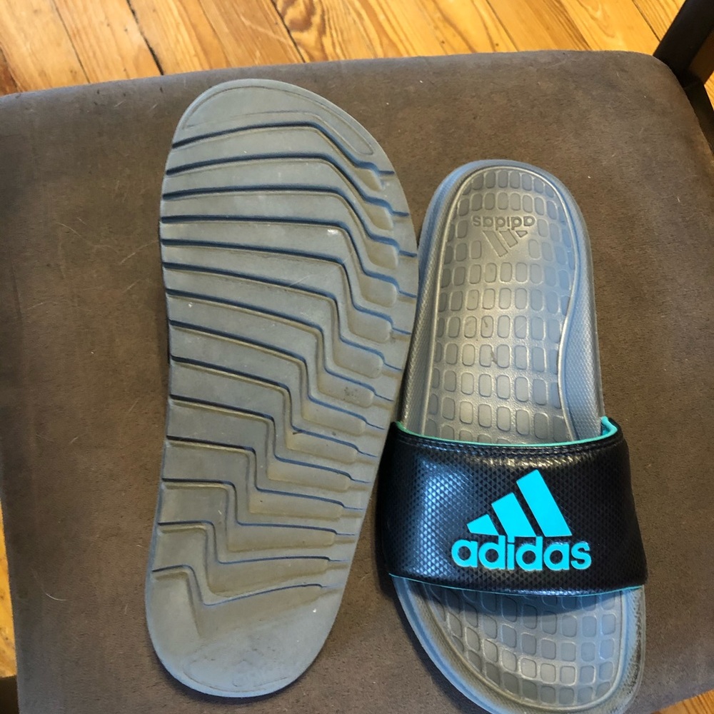 Boys Size 4 Adidas slides